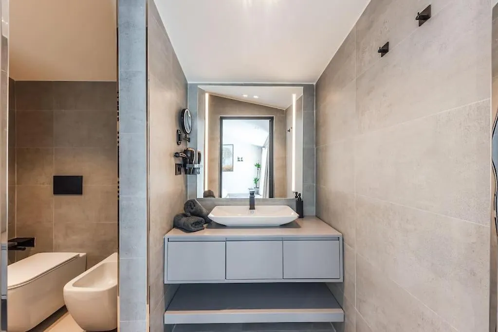 Вилла Luxury Living In Shkoder Historic Heart